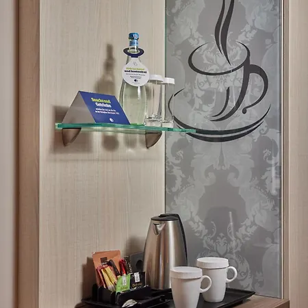 Doubletree By Hilton Schweizerhof Готель