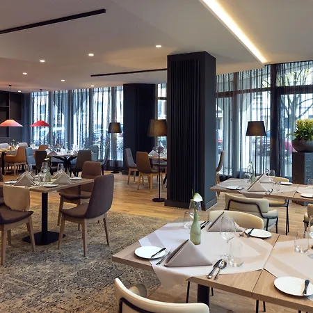 Doubletree By Hilton Schweizerhof הנובר
