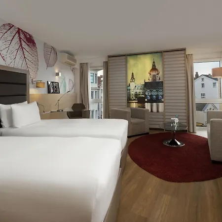 מלון Doubletree By Hilton Schweizerhof