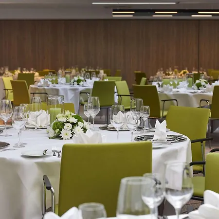 Doubletree By Hilton Schweizerhof 4* הנובר