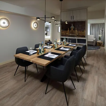 Doubletree By Hilton Schweizerhof הנובר