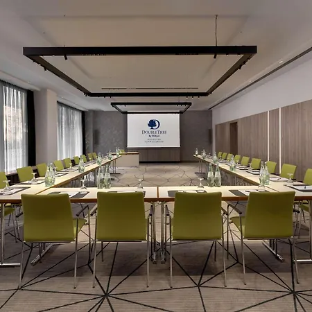 Doubletree By Hilton Schweizerhof מלון 4*