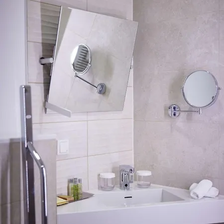 Doubletree By Hilton Schweizerhof 4* הנובר